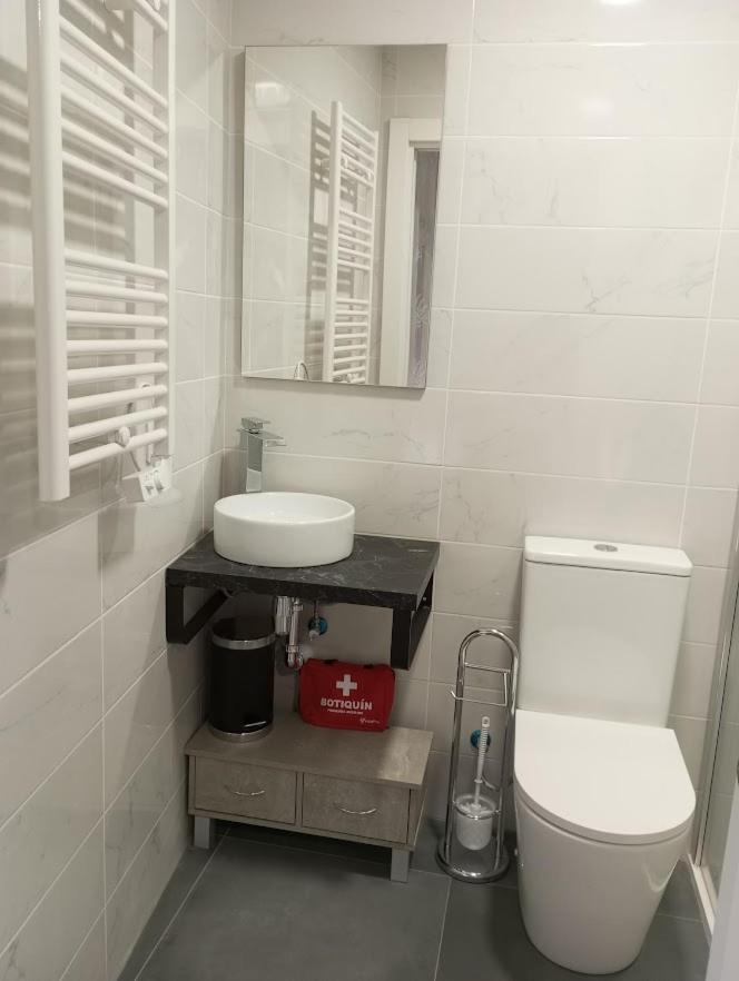 Apartamentos "El Balconico" Arguedas Eksteriør billede