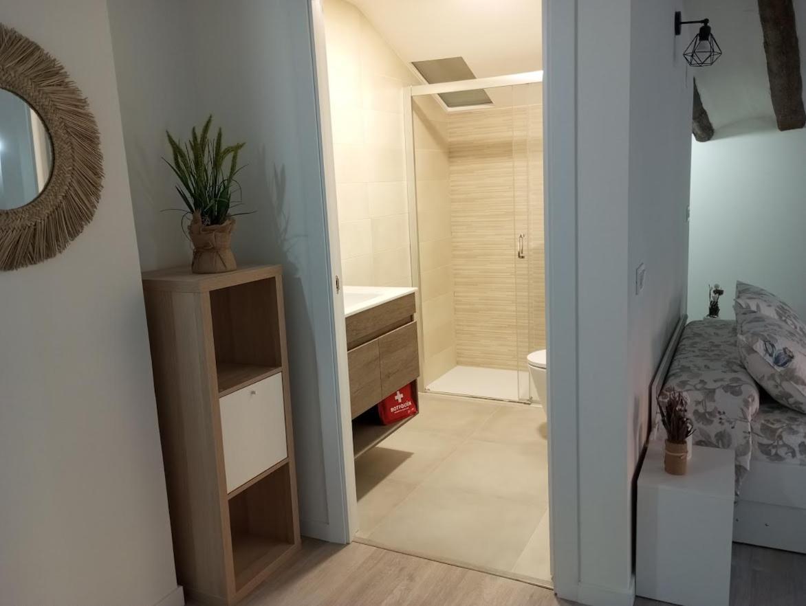 Apartamentos "El Balconico" Arguedas Eksteriør billede